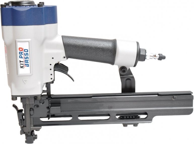 S8/51-B1   Industrieel - nieten