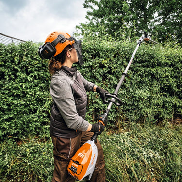 HLA 140 B - Accu heggenschaar op steel