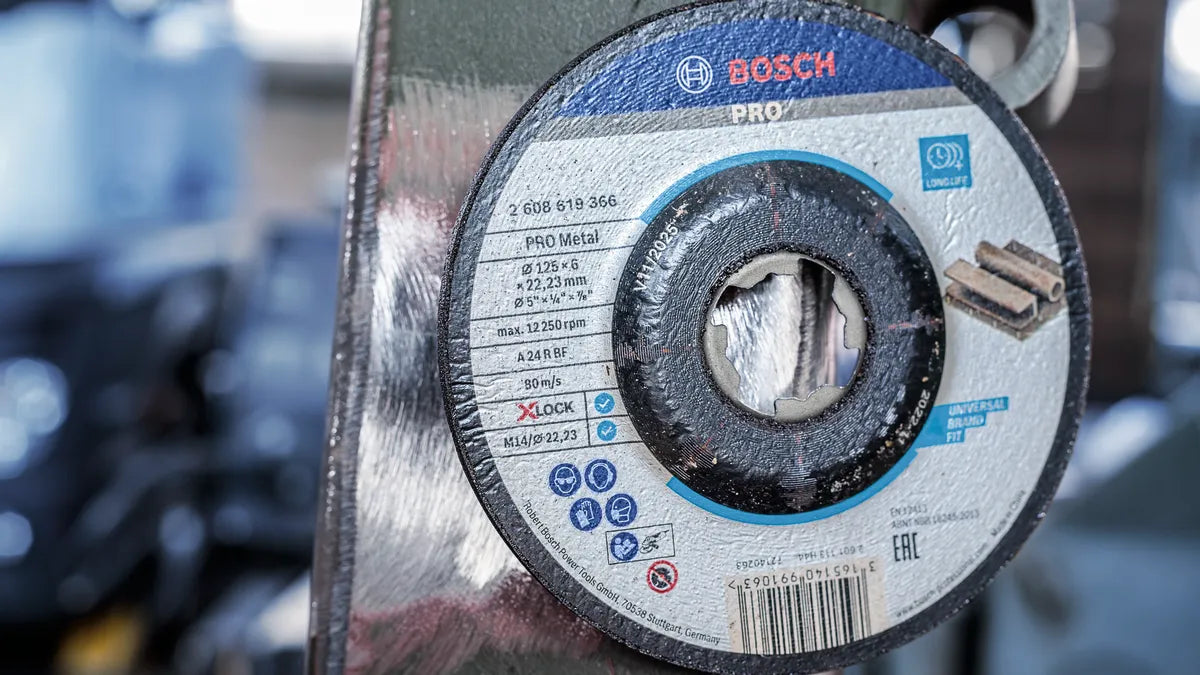 Bosch PRO Metal Bonded Grinding Disc 125 x 6 x 22.23 mm (X-LOCK)