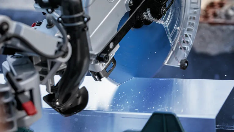 EXPERT Aluminum Circular Saw Blade 250 x 2.8/2 x 30 mm